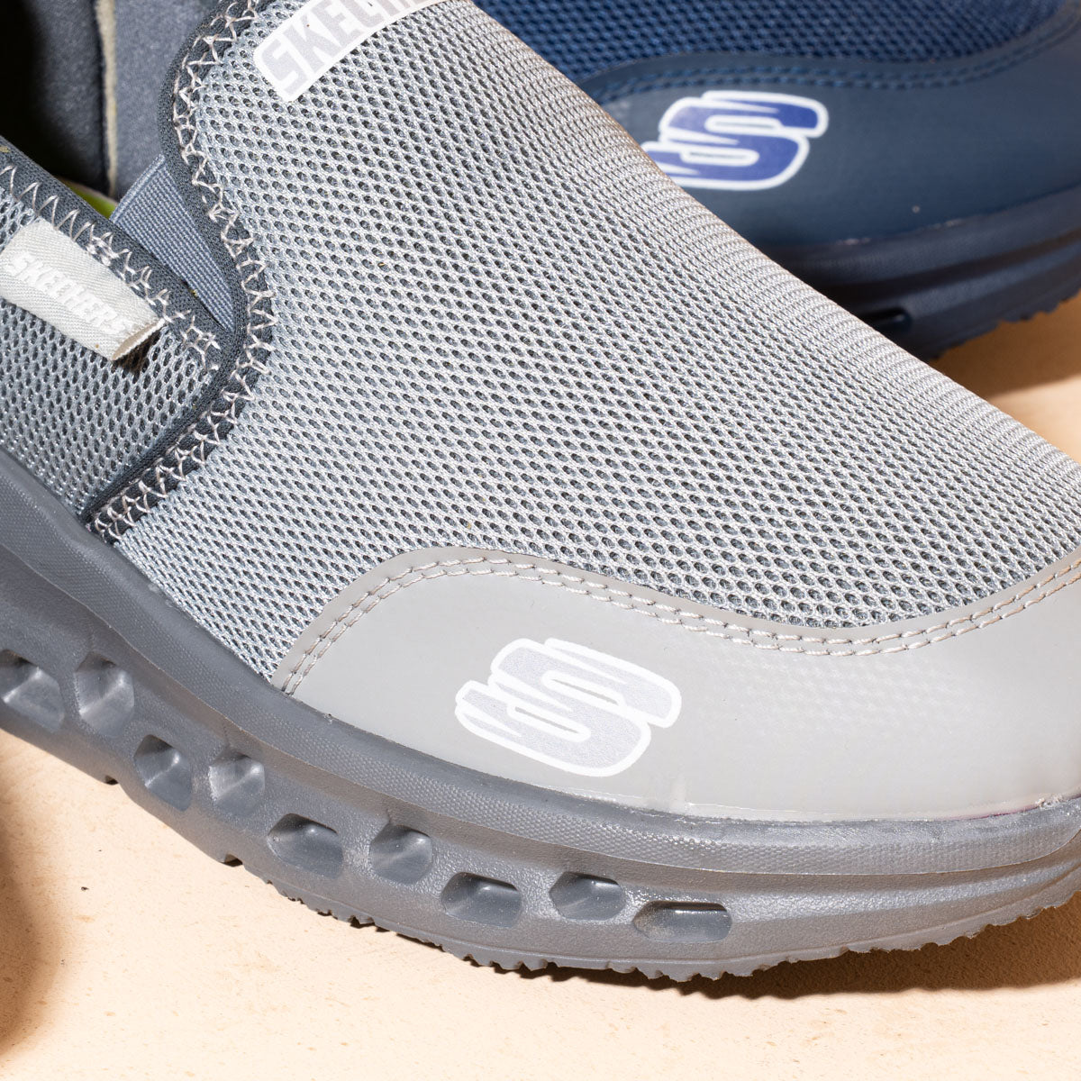 Men Skechers FL15
