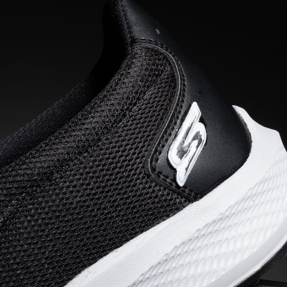 Men Skechers Simple