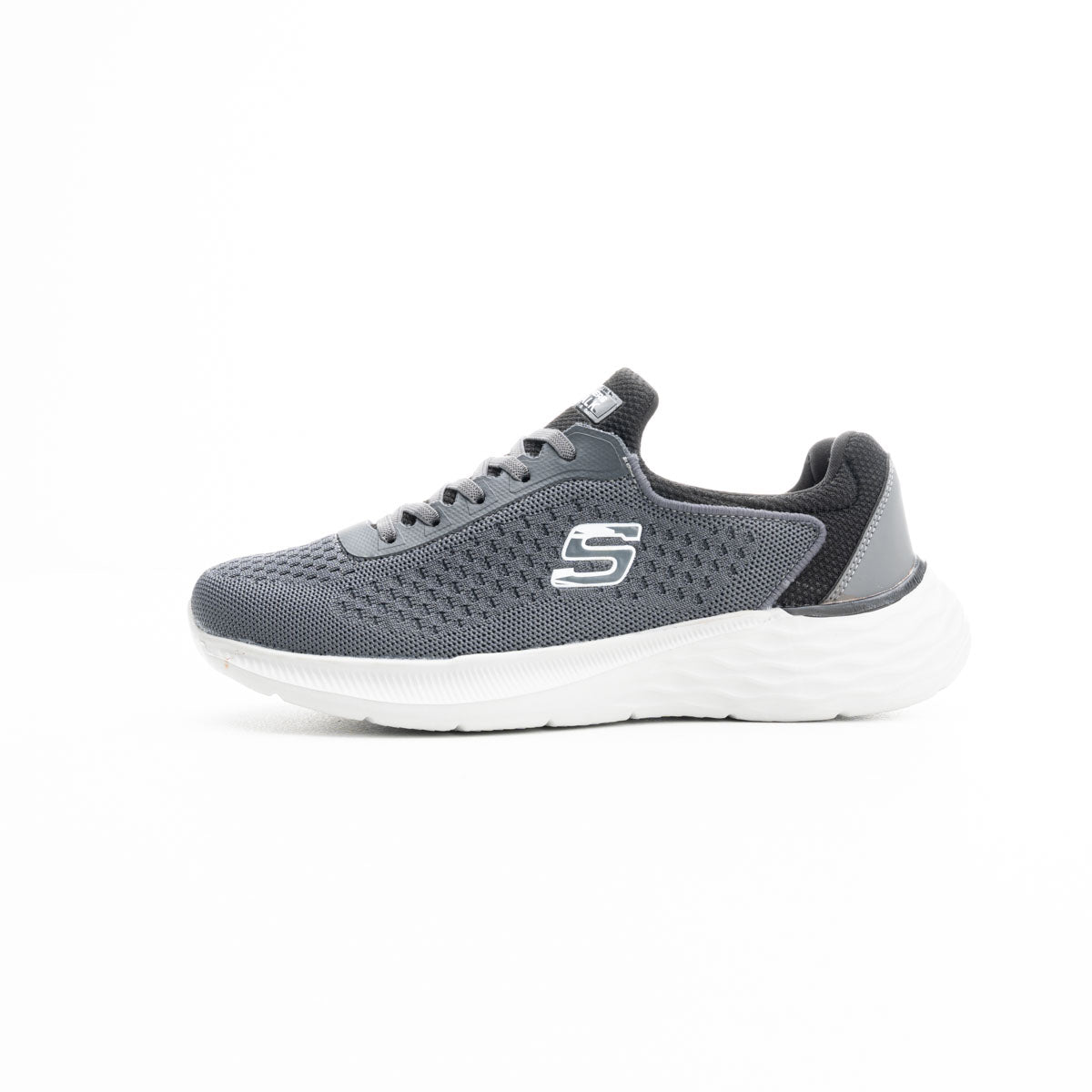 S12 Men Skechers