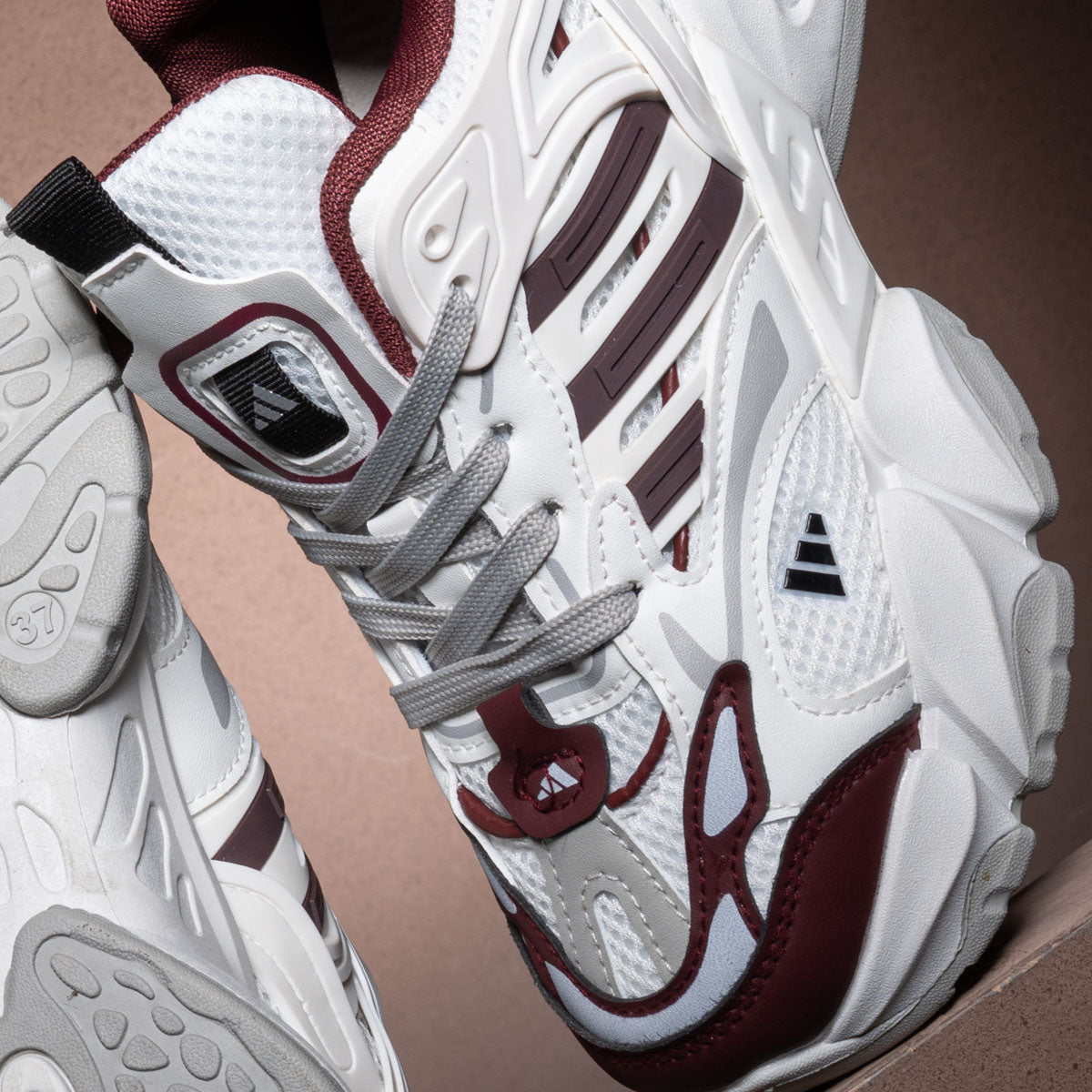 AD Women Sneaker