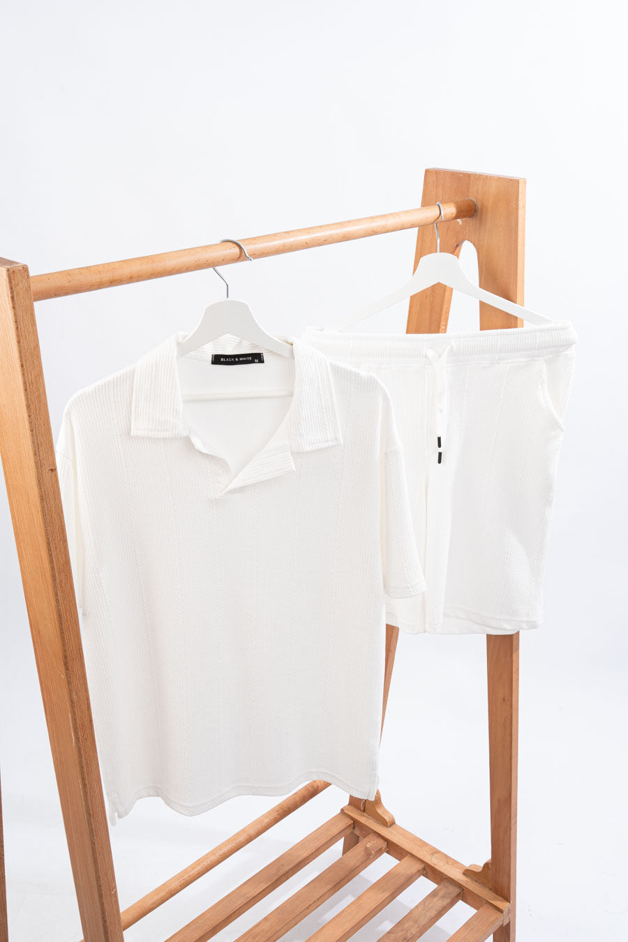 Marseille Neck Suit