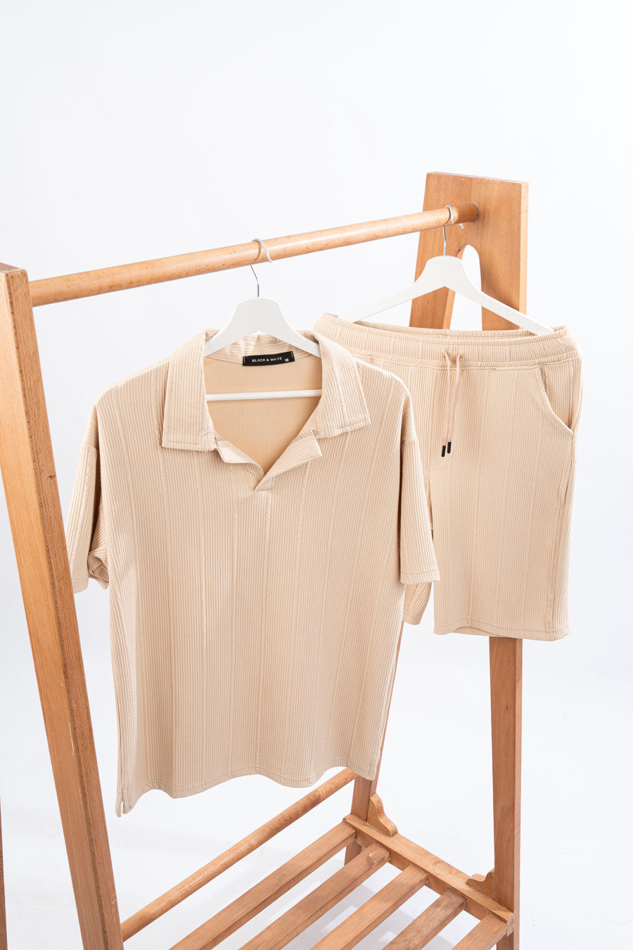 Marseille Neck Suit