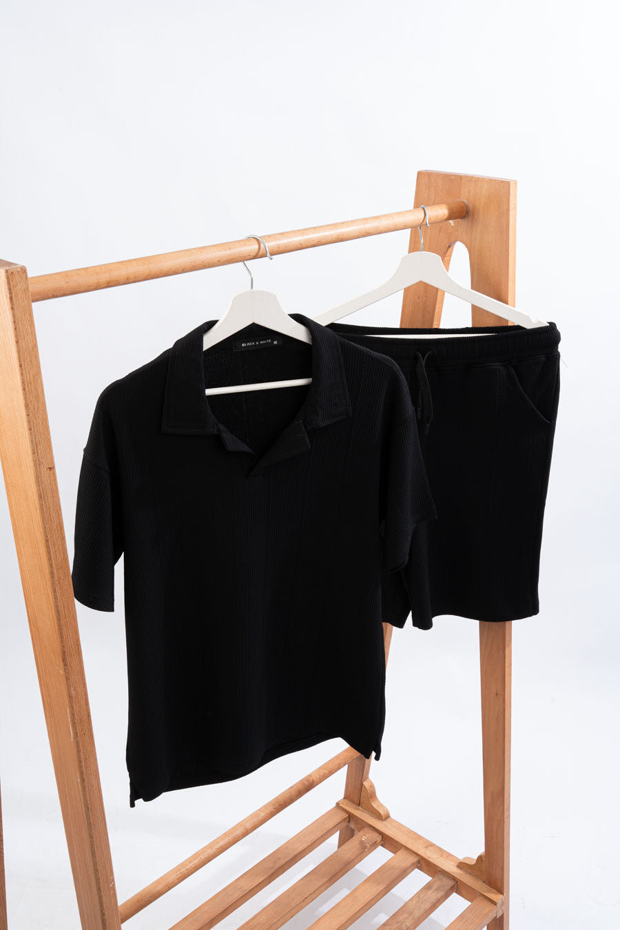 Marseille Neck Suit