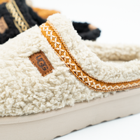Thumbnail for UGG Fur