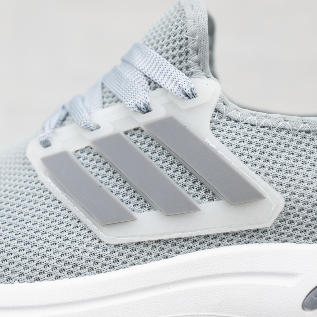 Trico Sneakers