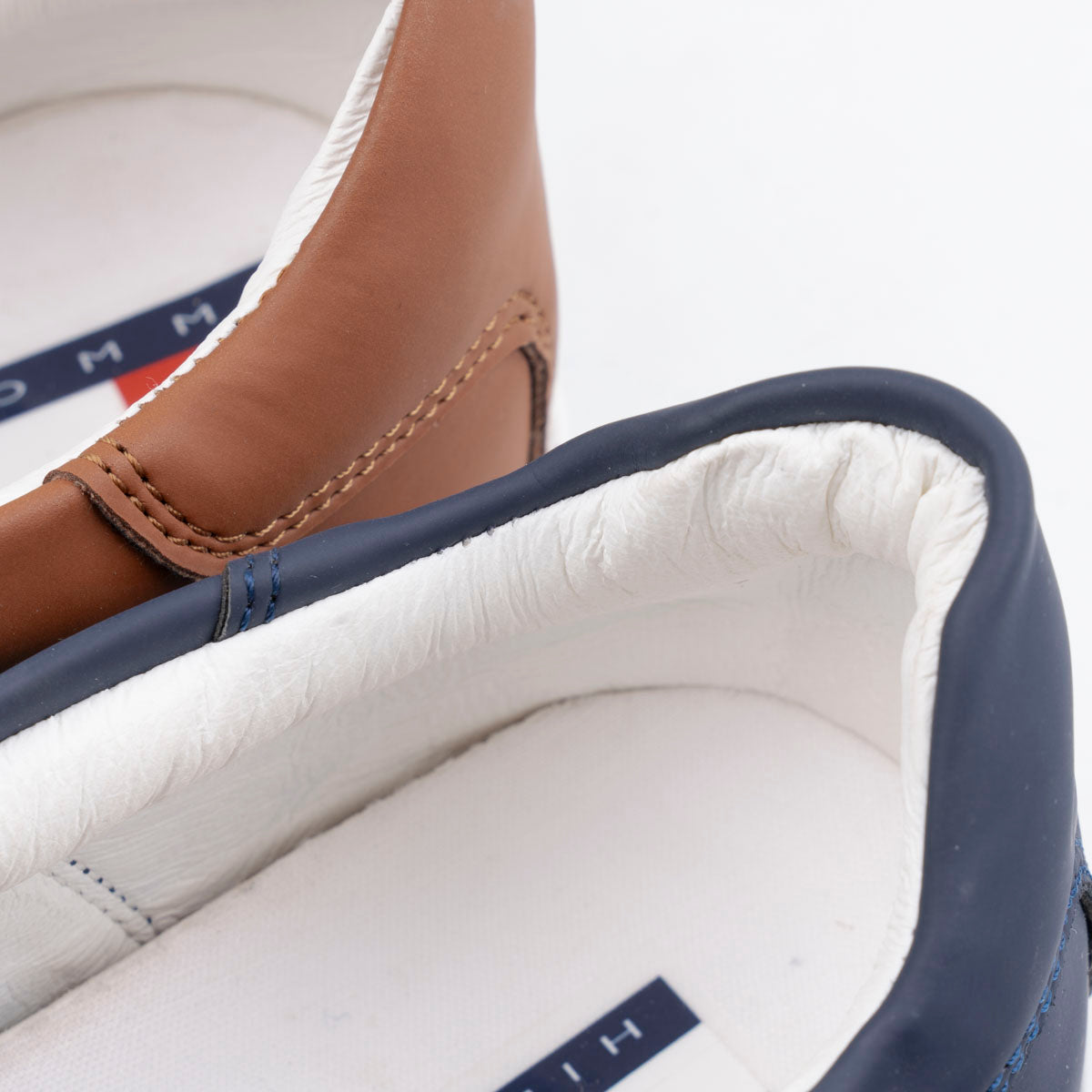 Tommy O1