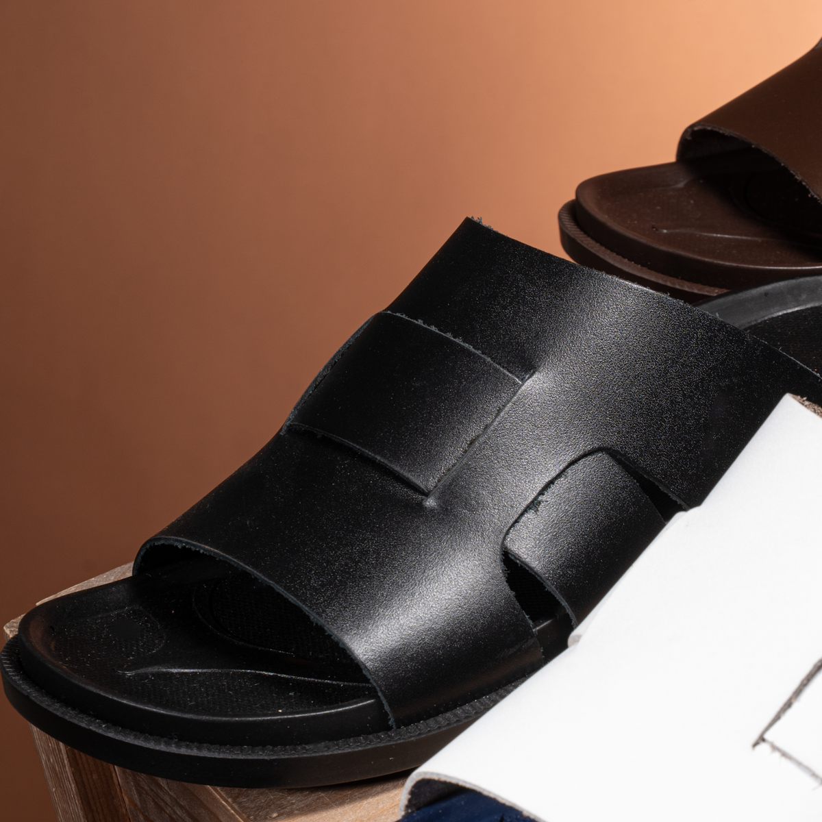 Striped Footbed Slipper For Men