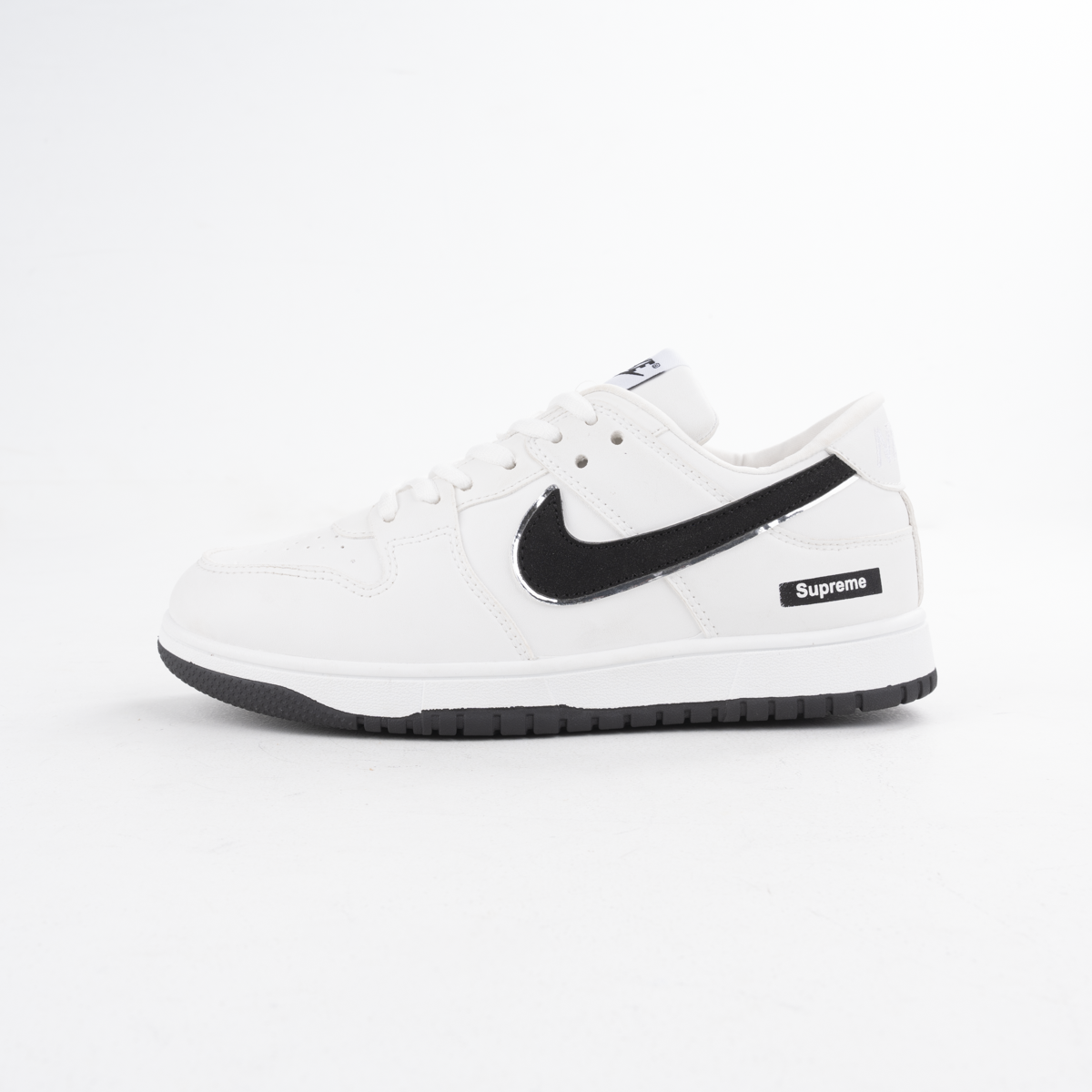 Flat Sneakers  Jordan 3