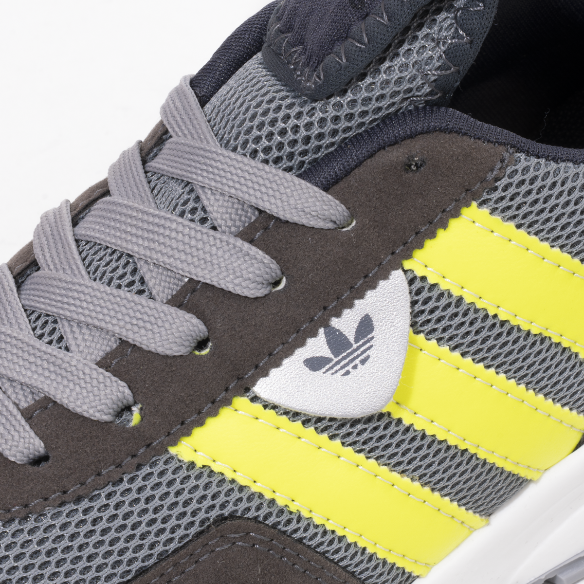 AD Women Sneaker