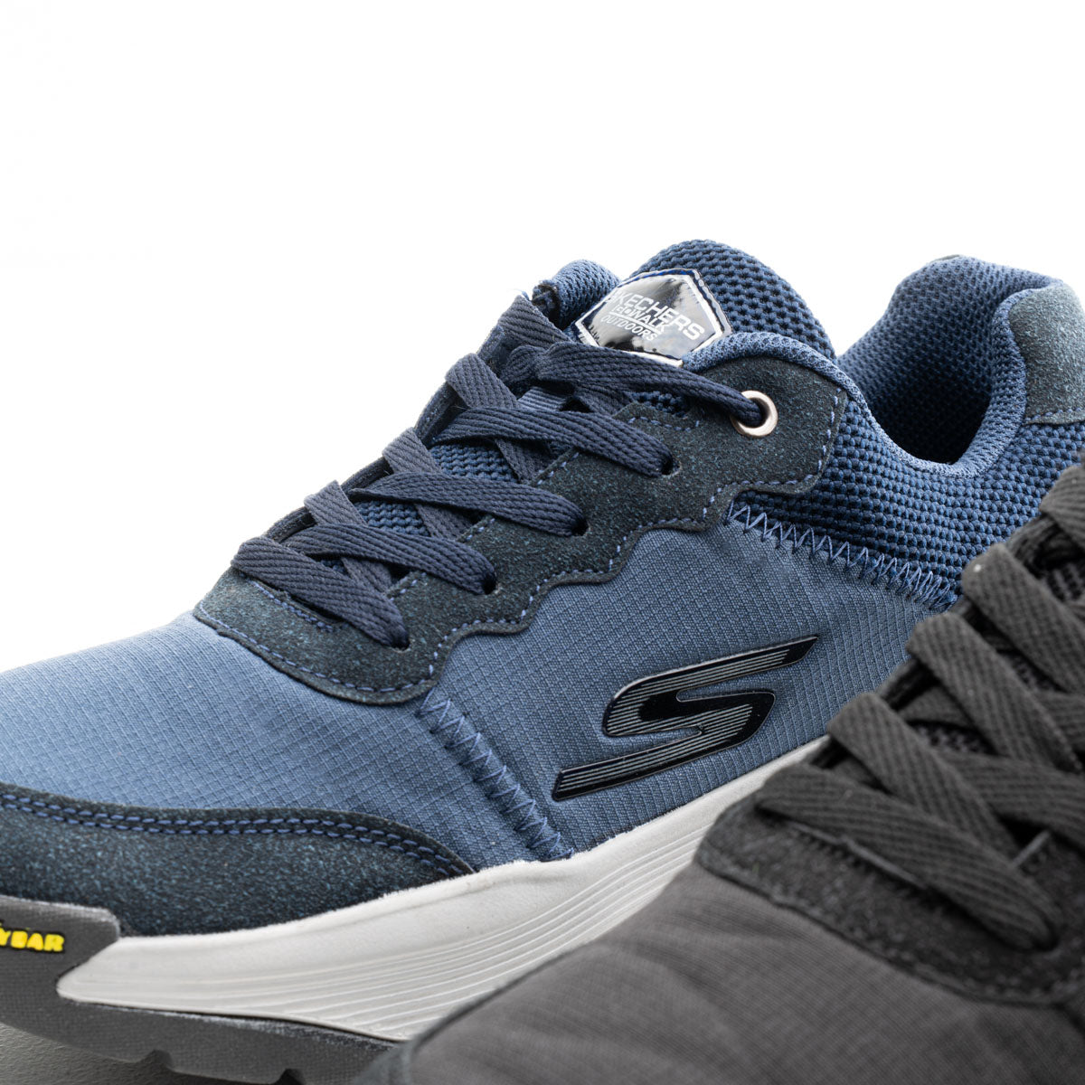 S22 Men Skechers