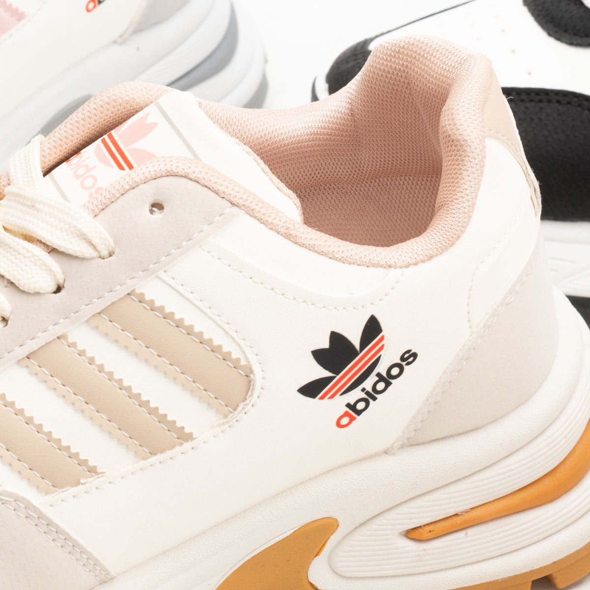 AD Women Sneaker