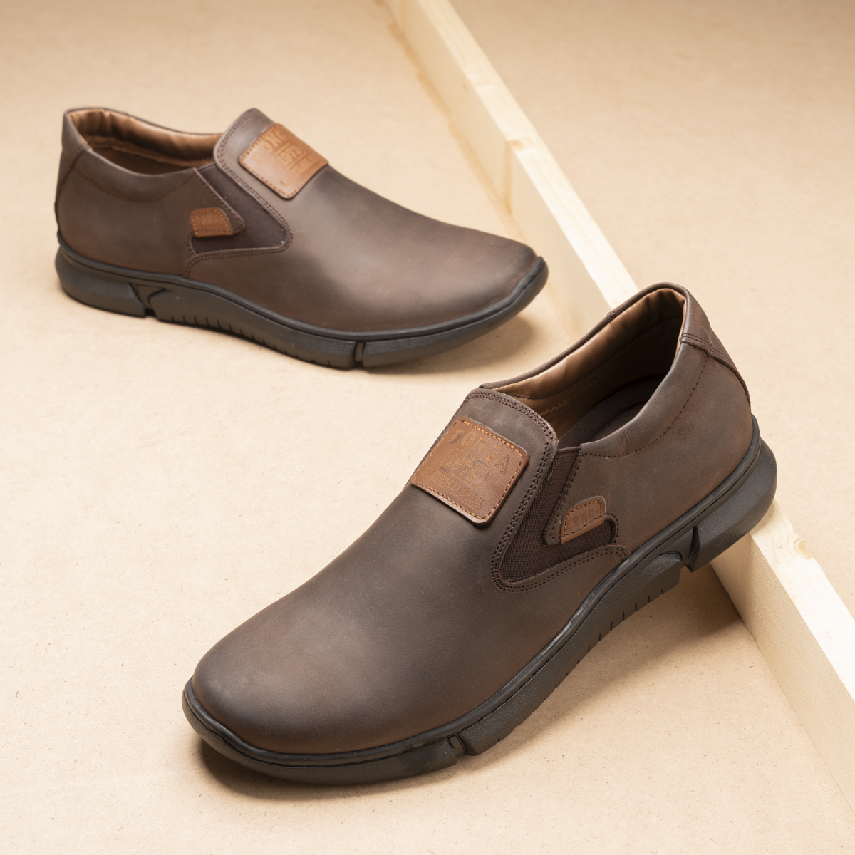 Genuine leather D8