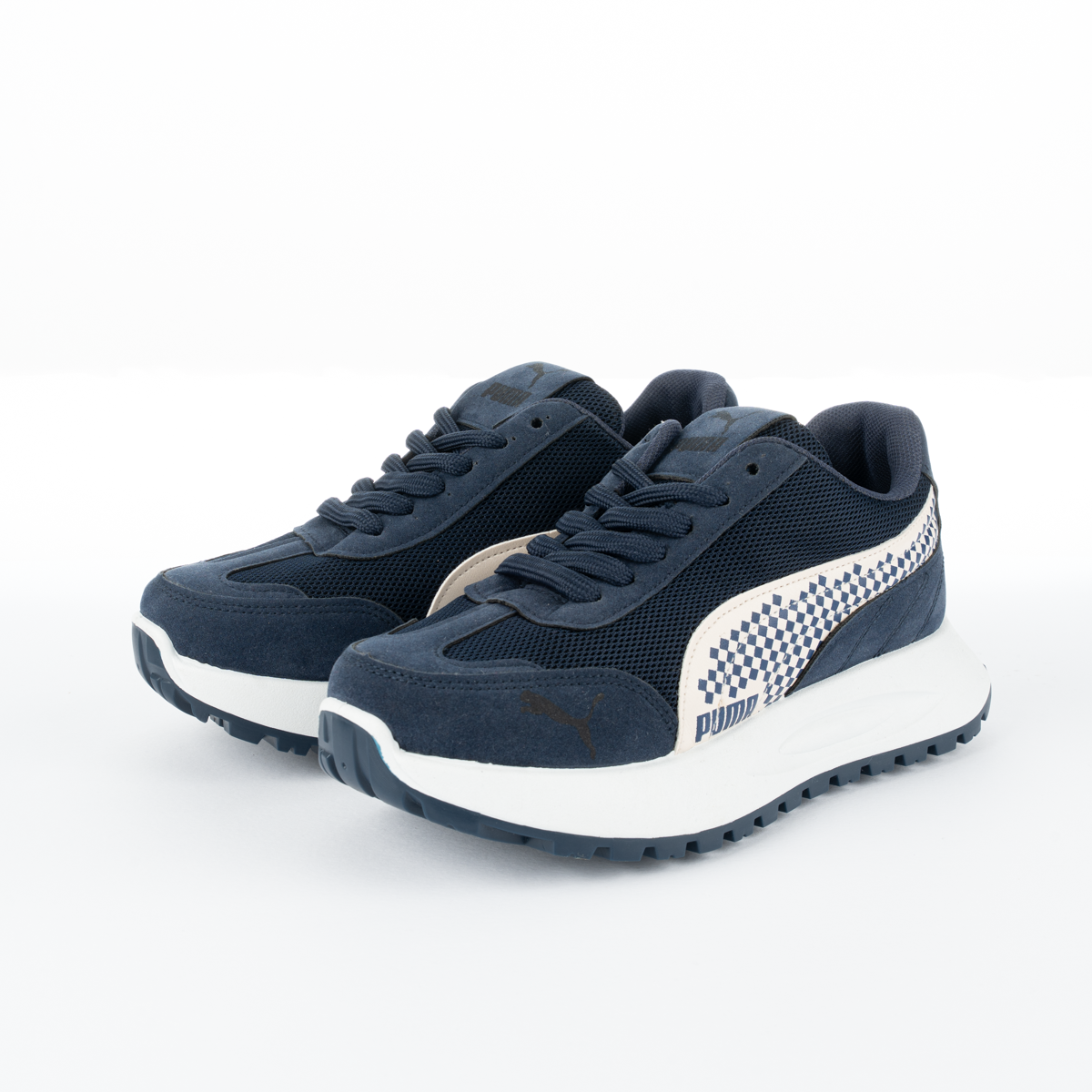 PM Women’s Sneakers
