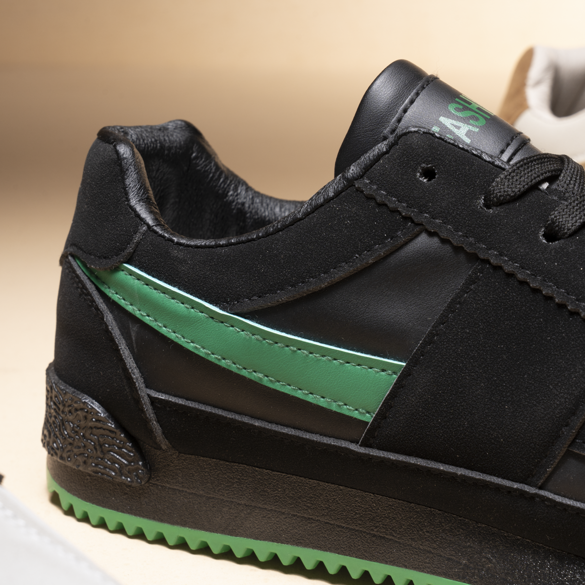 Sneaker x7