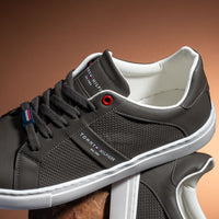 Thumbnail for TO Sneakers V25