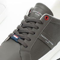 Thumbnail for TO Sneakers V25